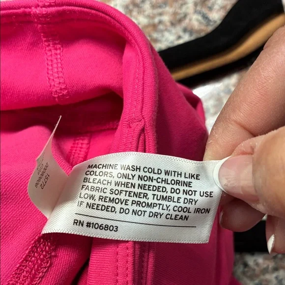 Duluth Trading Co Hot Pink Women's Classic capris Sz L - Picture 7 of 8